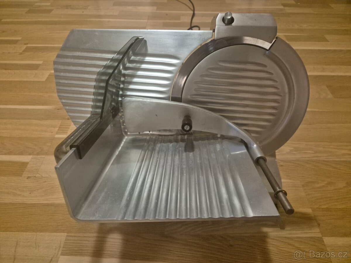 Nářezový stroj - 4