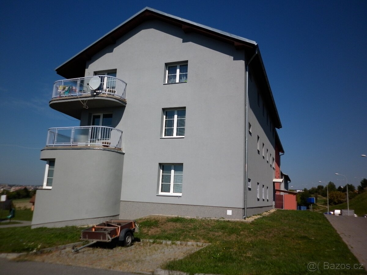 Pronajem bytu 1+kk, 27m2 s terasou,14m2 Brno - 4