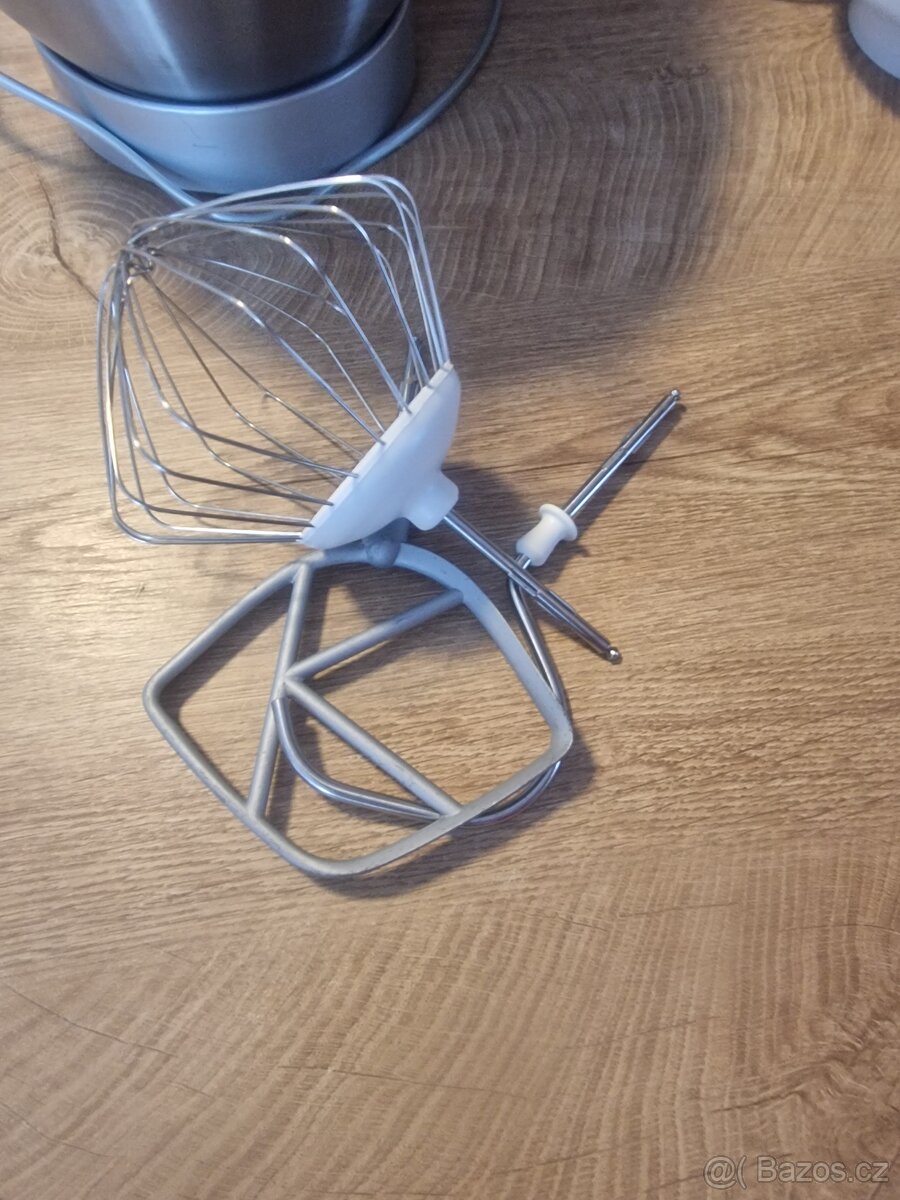 Kuchyňský robot Kenwood + příslušenství - 4