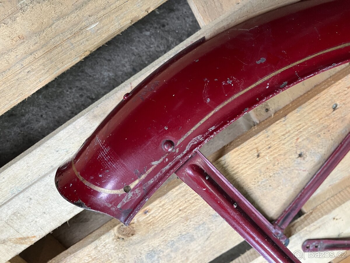 přední blatník Jawa pérák, originál - 4