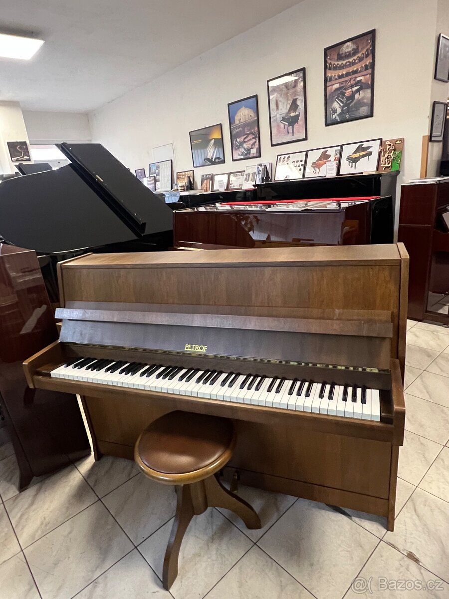 Petrof 105 se zárukou 2 roky dopravou 100 km. - 4