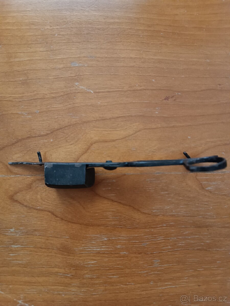 STAROŽITNÉ NŮŽKY ZVANÉ KRATIKNOT - 4