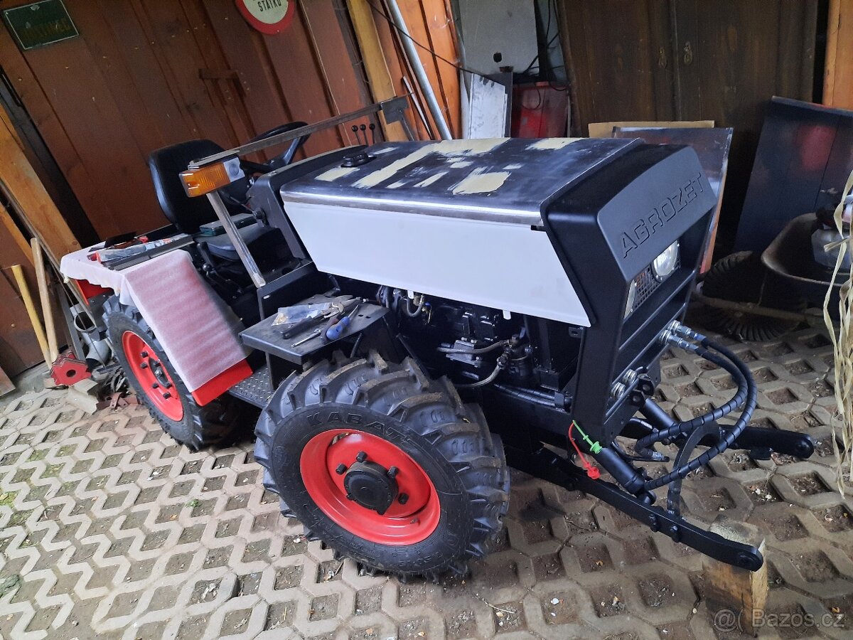 malotraktor MT8-150.32 - 4