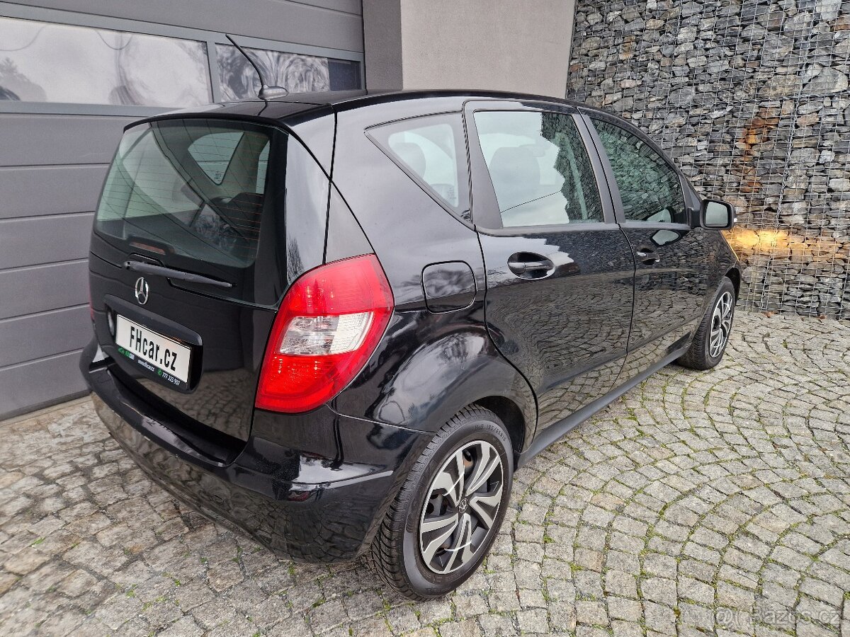 Mercedes Benz A 1,5 benzín, 70 KW, Automat - 4