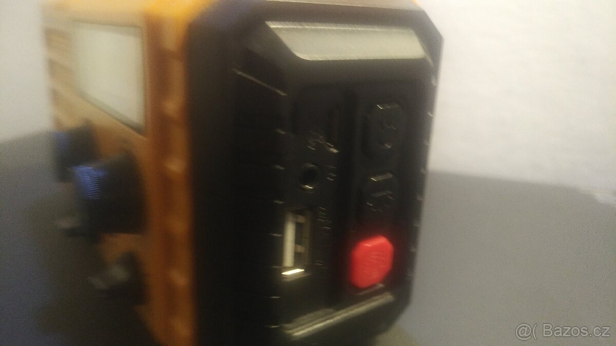 Prodám rádio se světlem, solárním dobíjením - 4