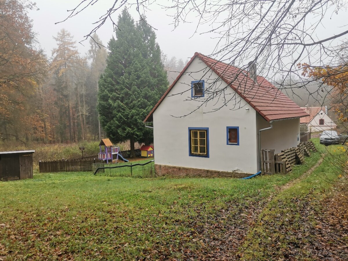 Prodám chalupu uprostřed lesa Žatecko - 4