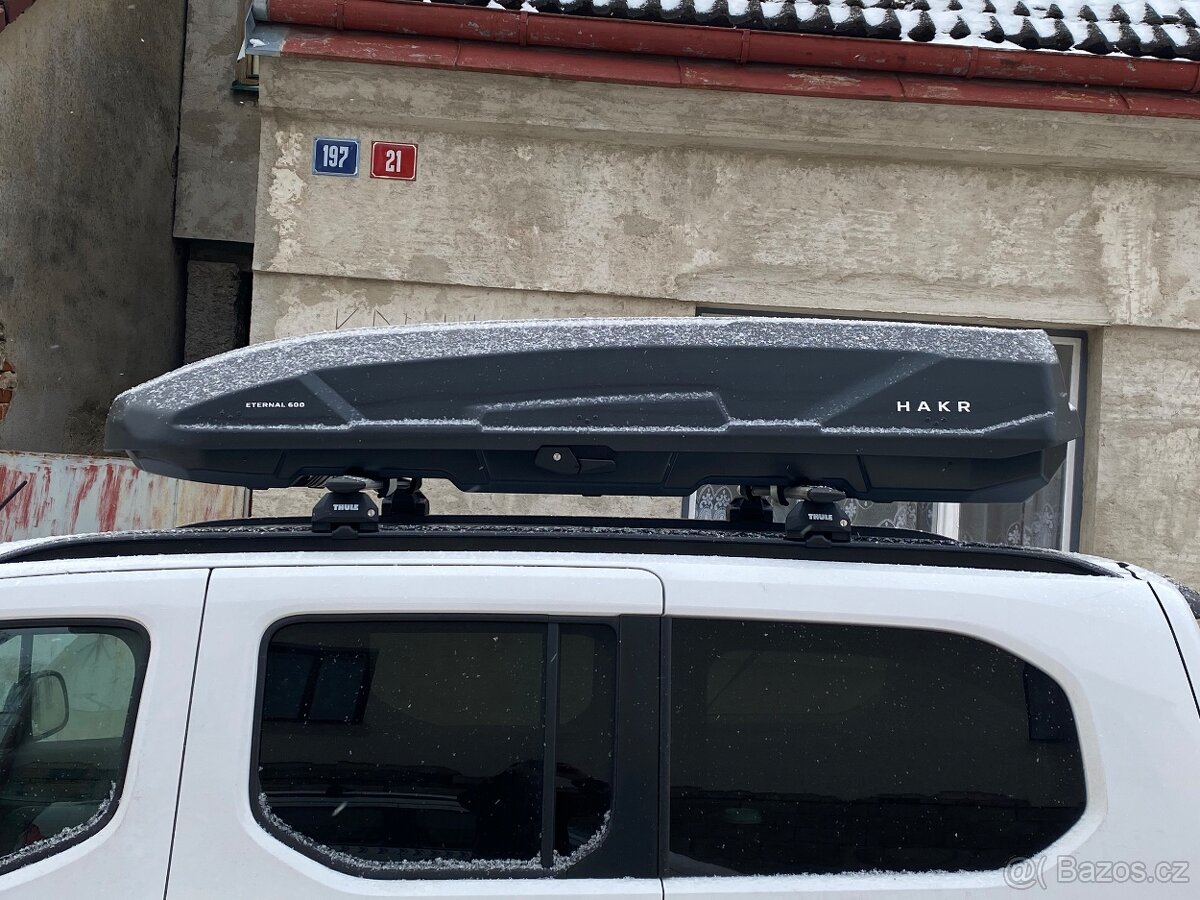 Pronájem střešního boxu HAKR - 4
