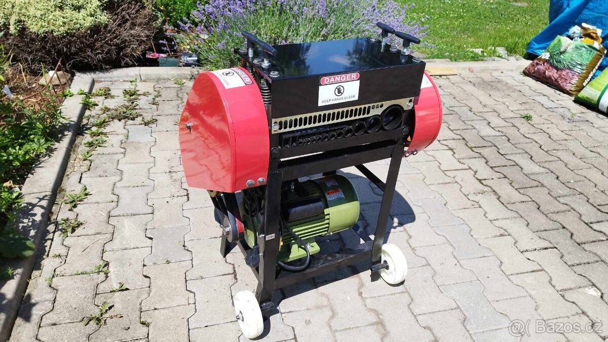 Holička kabelů - 4