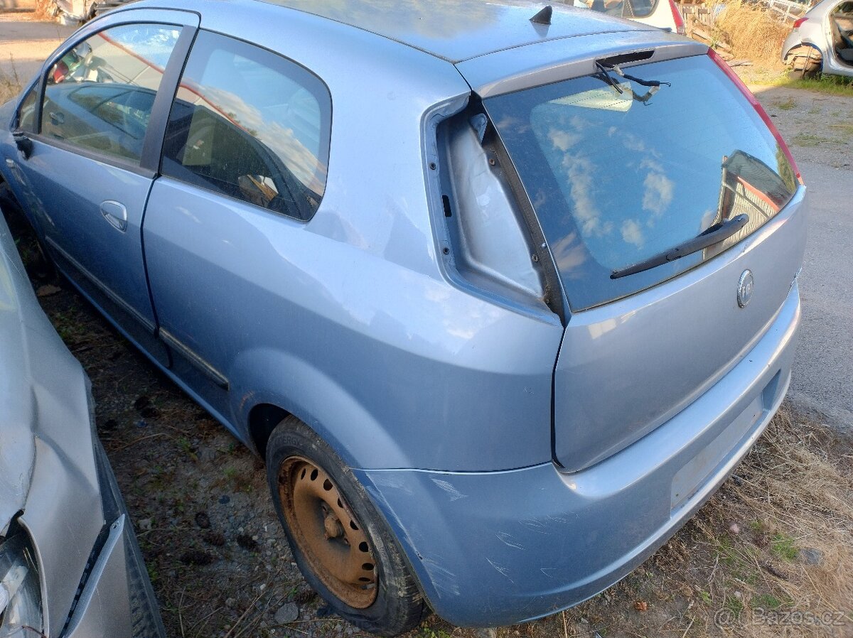 FIAT PUNTO 2006 3dver - DILY z VOZU - 4