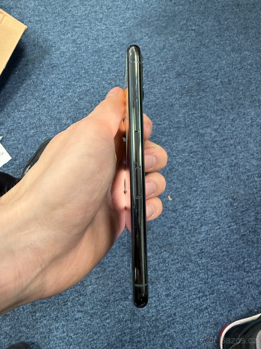 iPhone 11 Pro 64GB – Midnight Green - 4