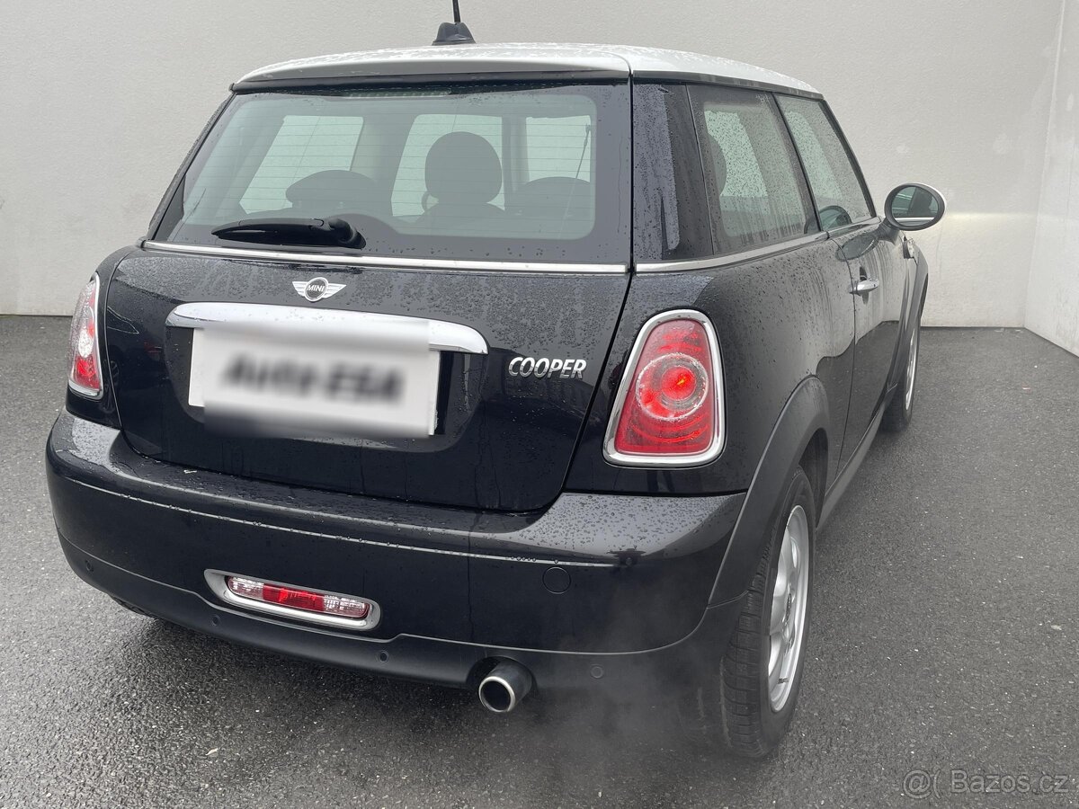 Mini Cooper 1.6i , 90 kW benzín, 2011 - 4