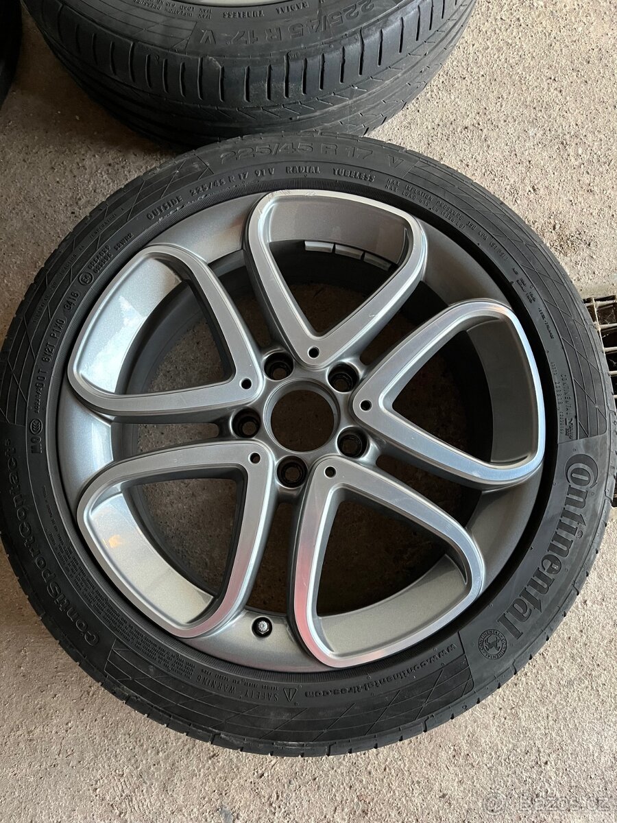 225/45 R17 Mercedes-Benz originál, 5900,- za celou sadu - 4