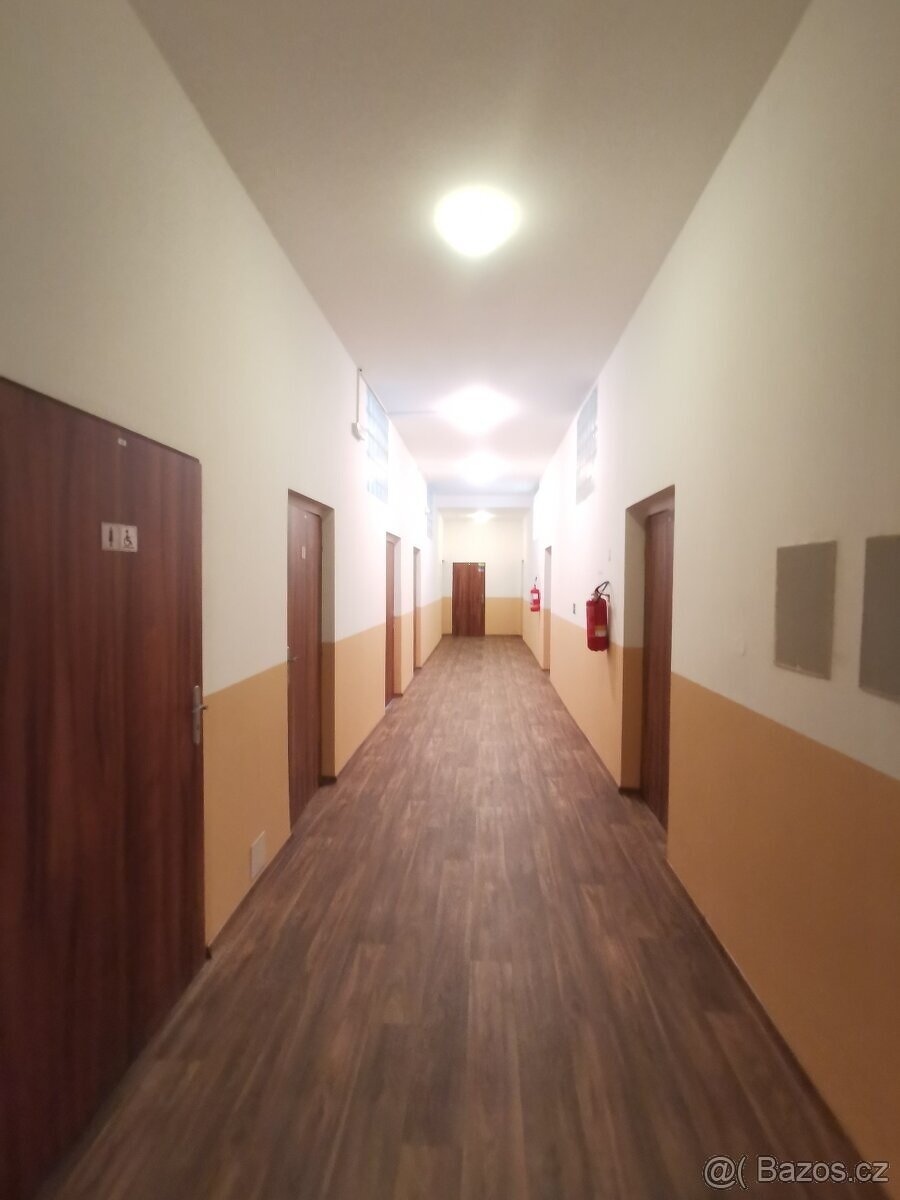 Kancelář 11,75 m2, Zdiby - 4