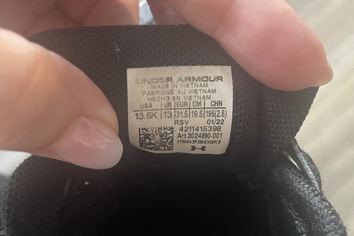 Tenisky Under Armour 31,5 - 4