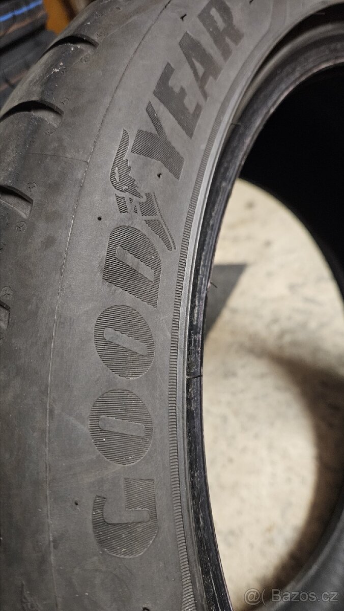 Letní pneu 245/40R18 Goodyear - 4