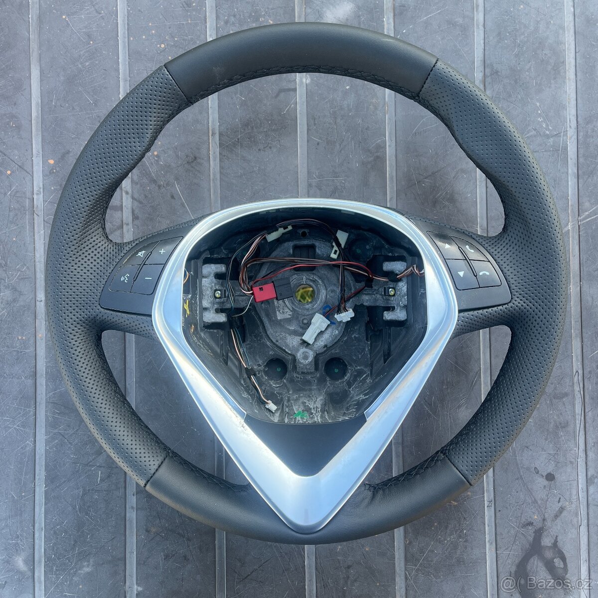 Alfa romeo Guilietta nový kožený volant - 4