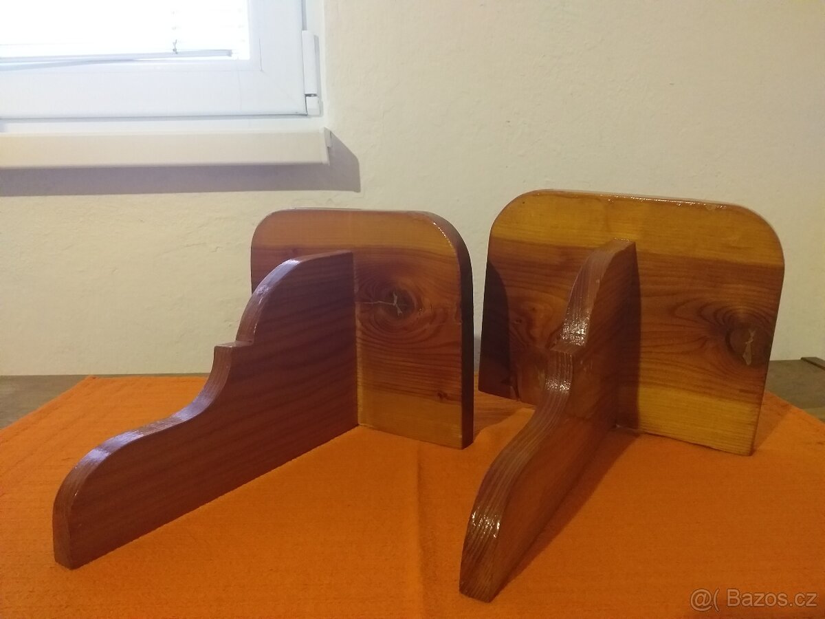 Poličky dřevěné - 2 kusy - 4