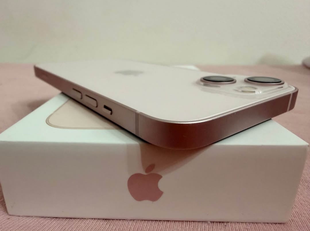 Iphone 13 - 4