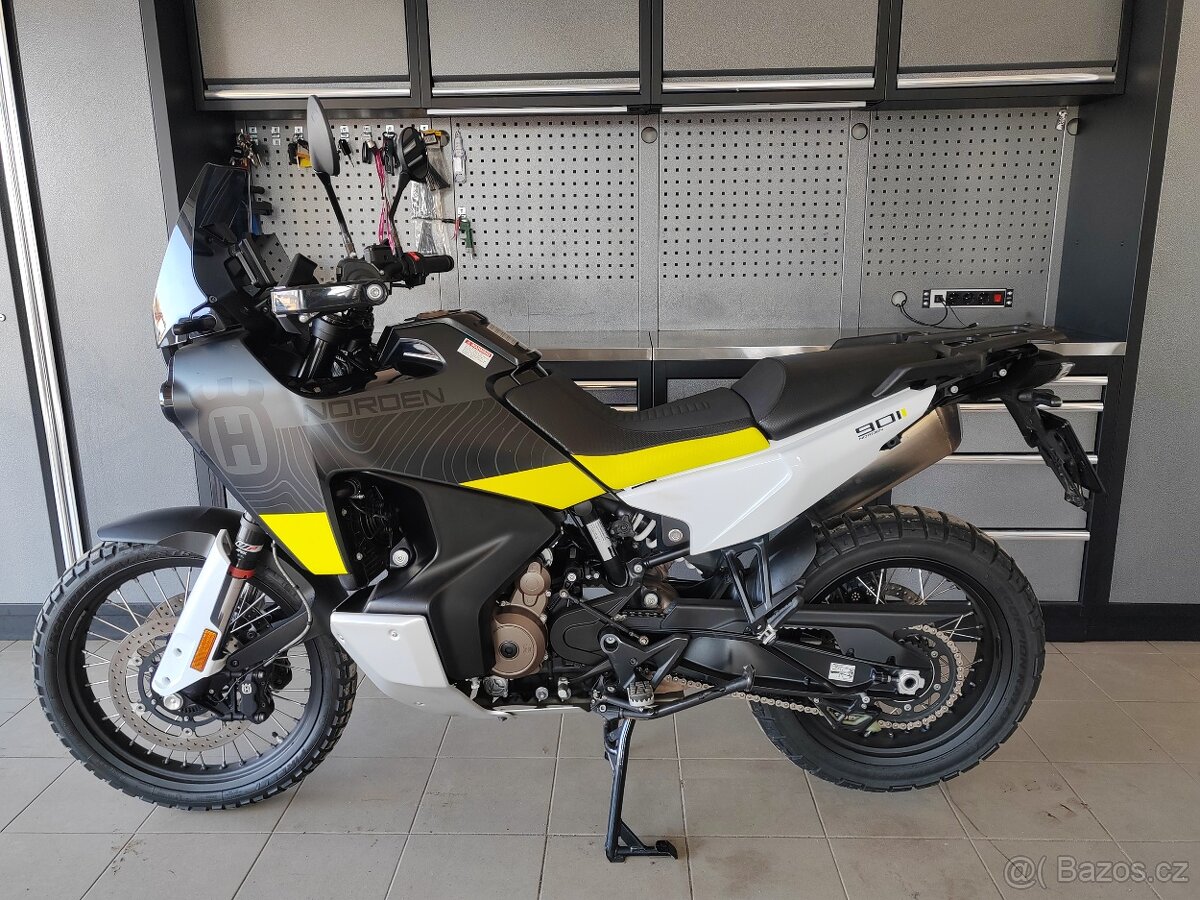 Husqvarna 901 Norden - 4