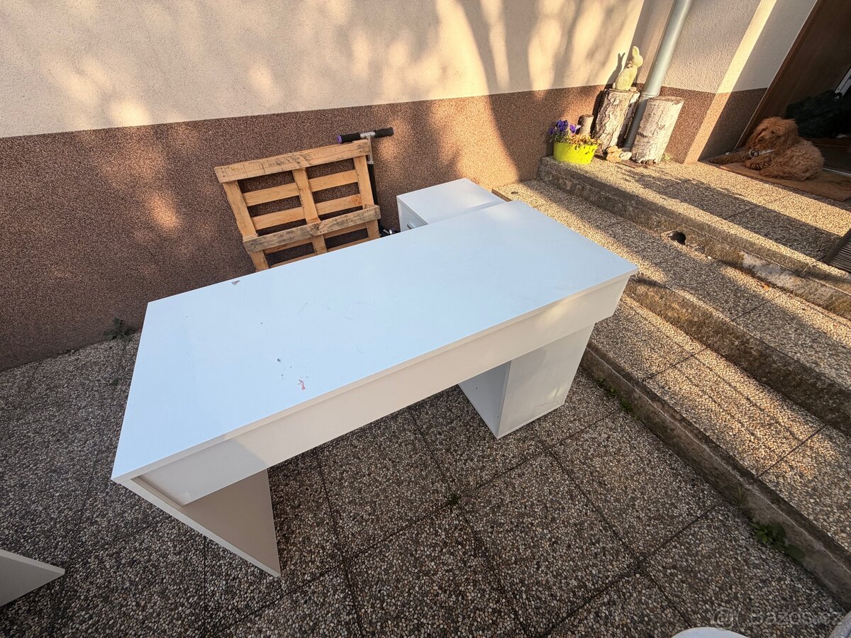 Dětský psací stůl - 4