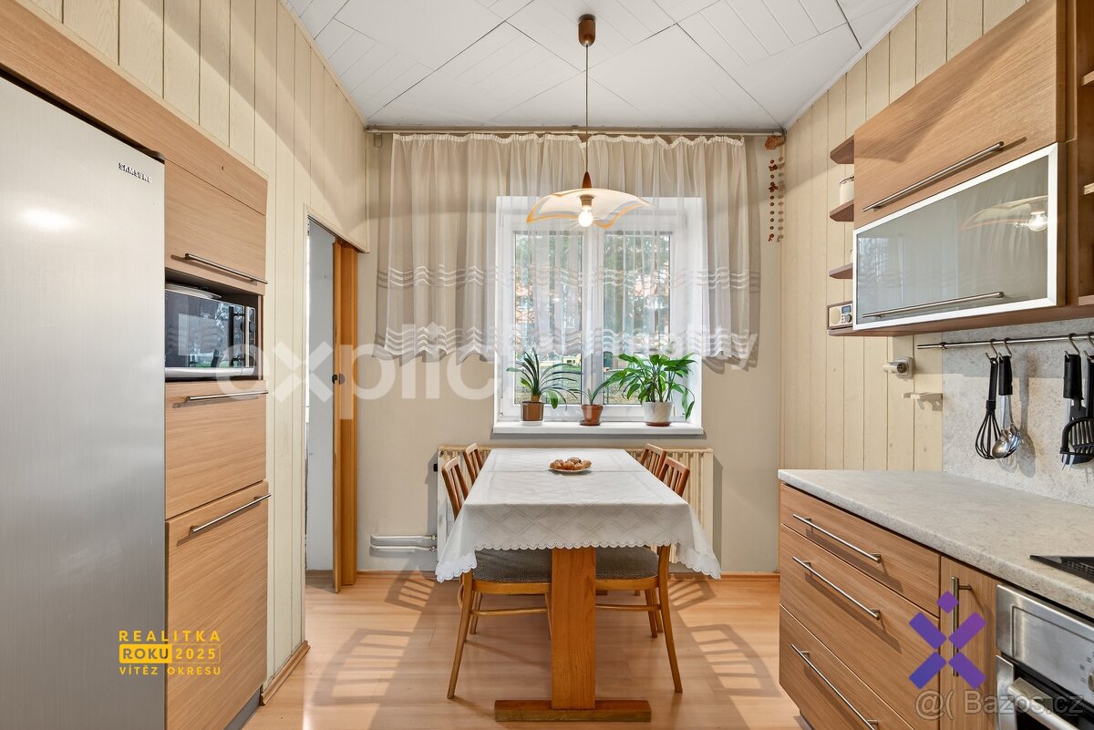 Prodej bytu 3+1 76 m², Bánov, ev.č. 02634 - 4