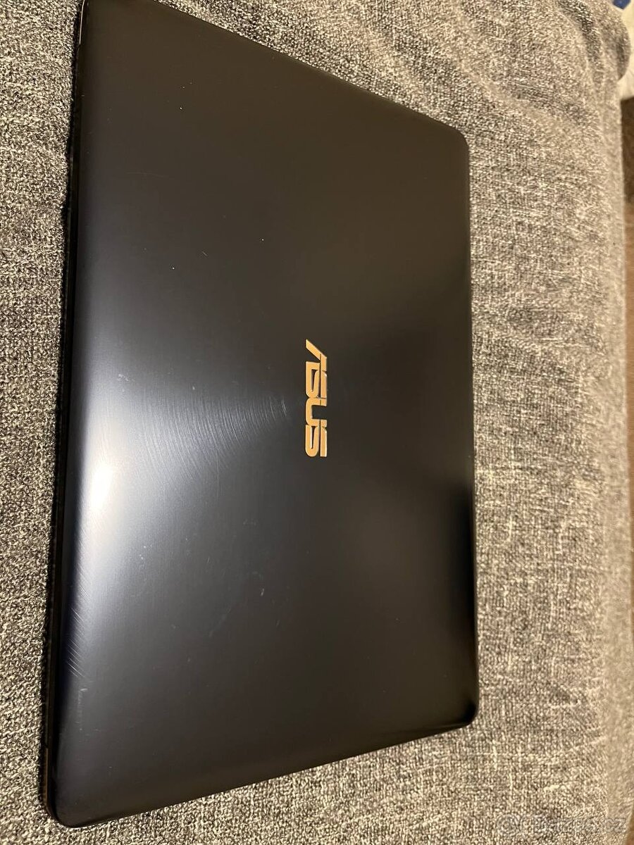 ASUS ZenBook UX580GD - 4