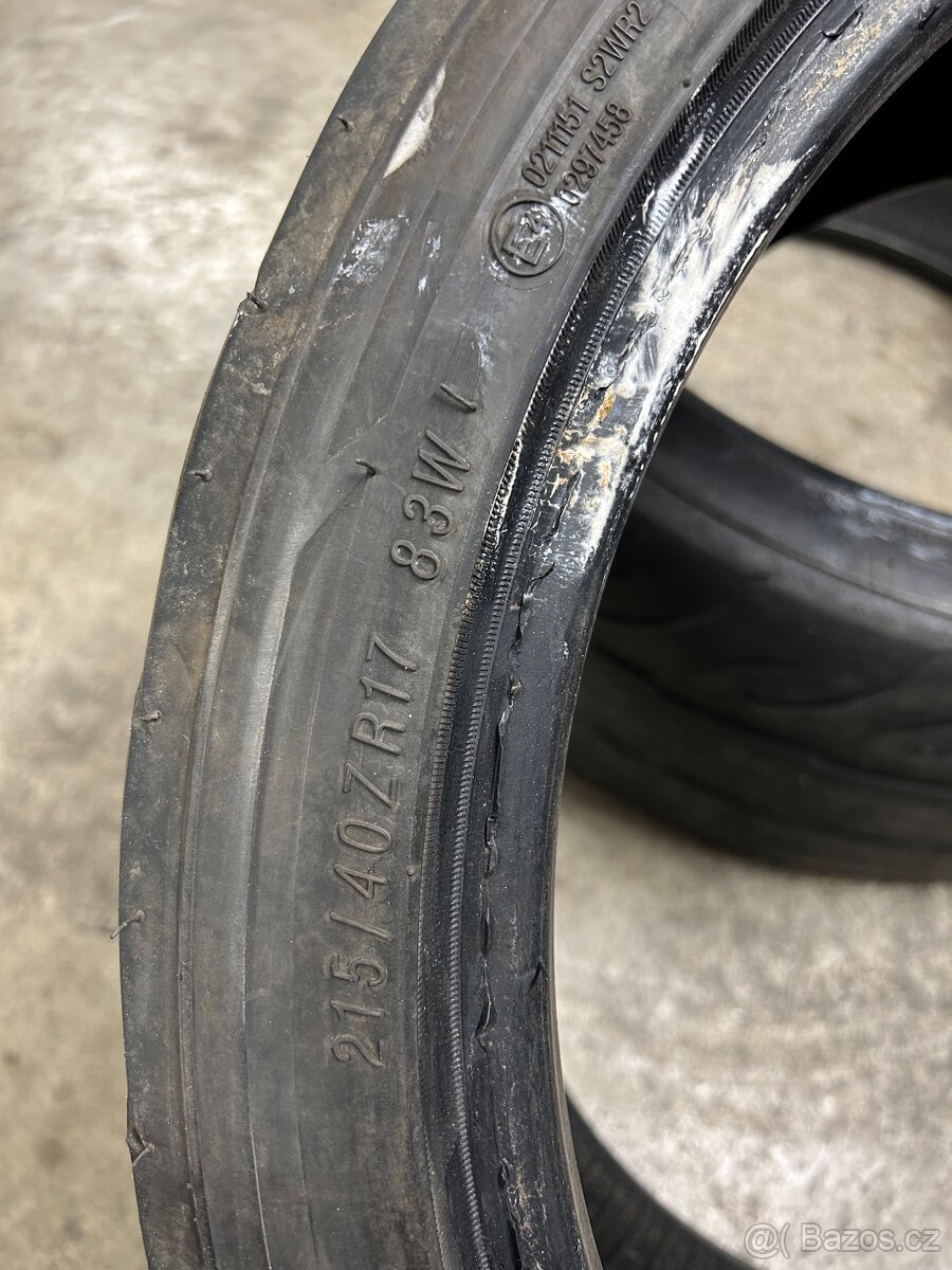 215/40 r17 zeknova - 4