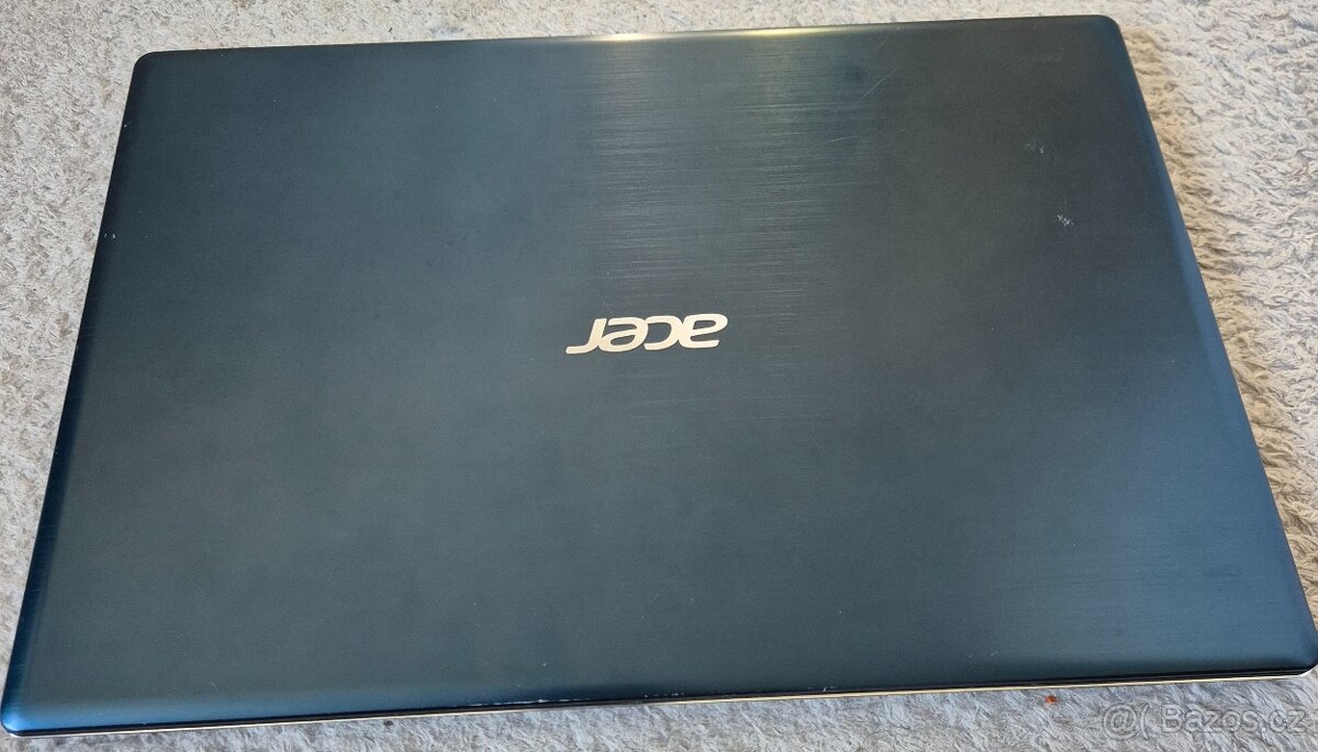 Kovový notebook Acer Swift SF315-51 - 4