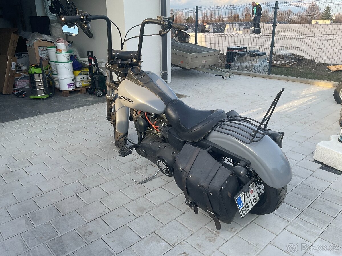 Harley Davidson FXDBI DYNA STREET BOB - 4