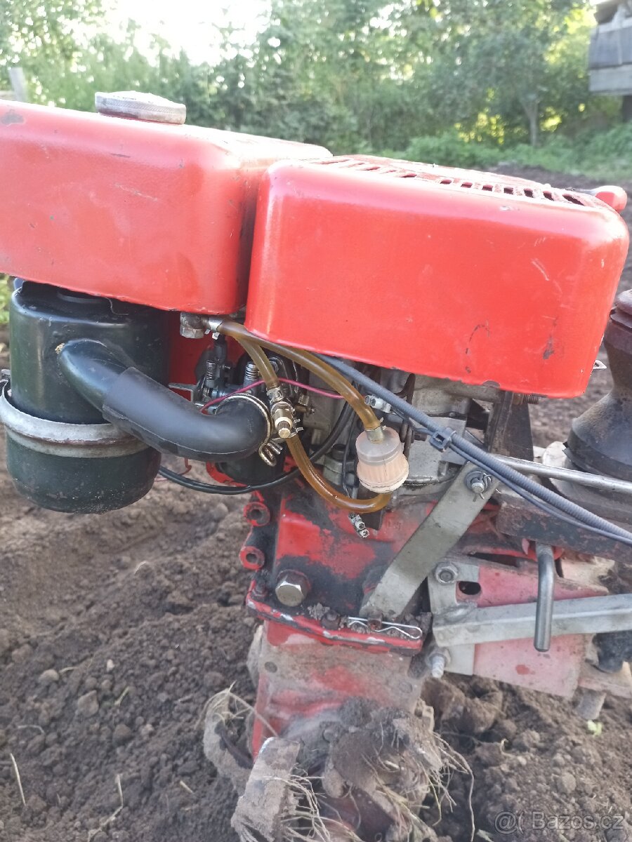 Motor Terra Vari Jikov Gutbrod - 4