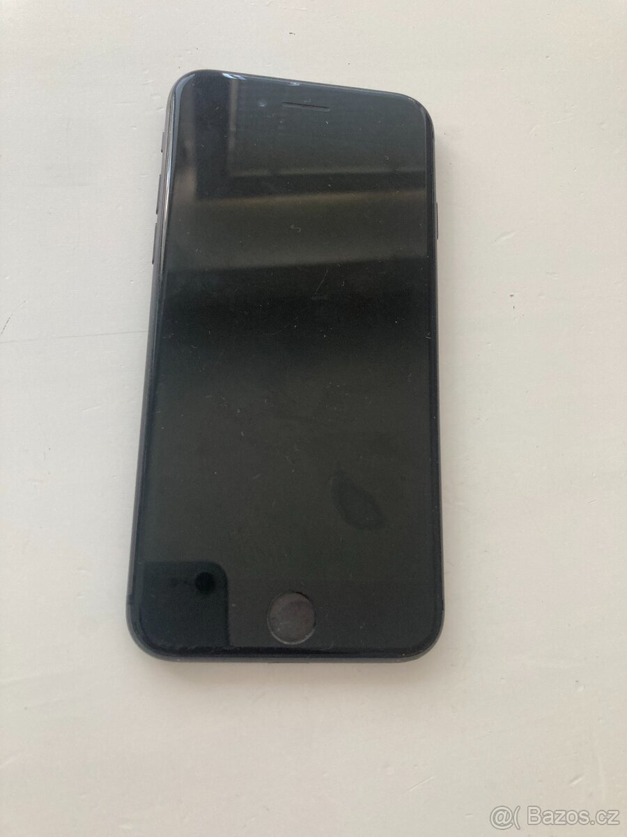 Prodám iPhone 8 64 GB - 4