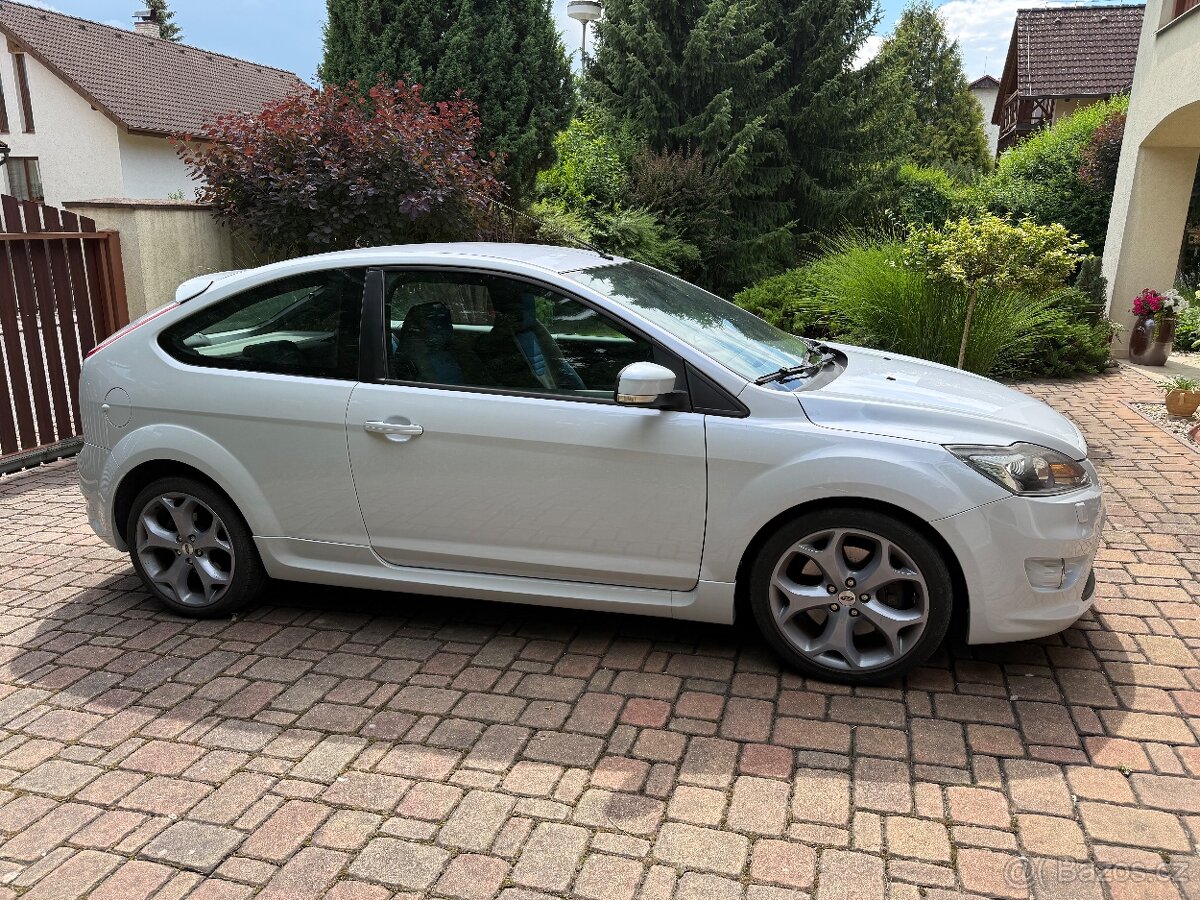 Ford Focus ST 225 - 117tkm, 166kw, 2009 - 4