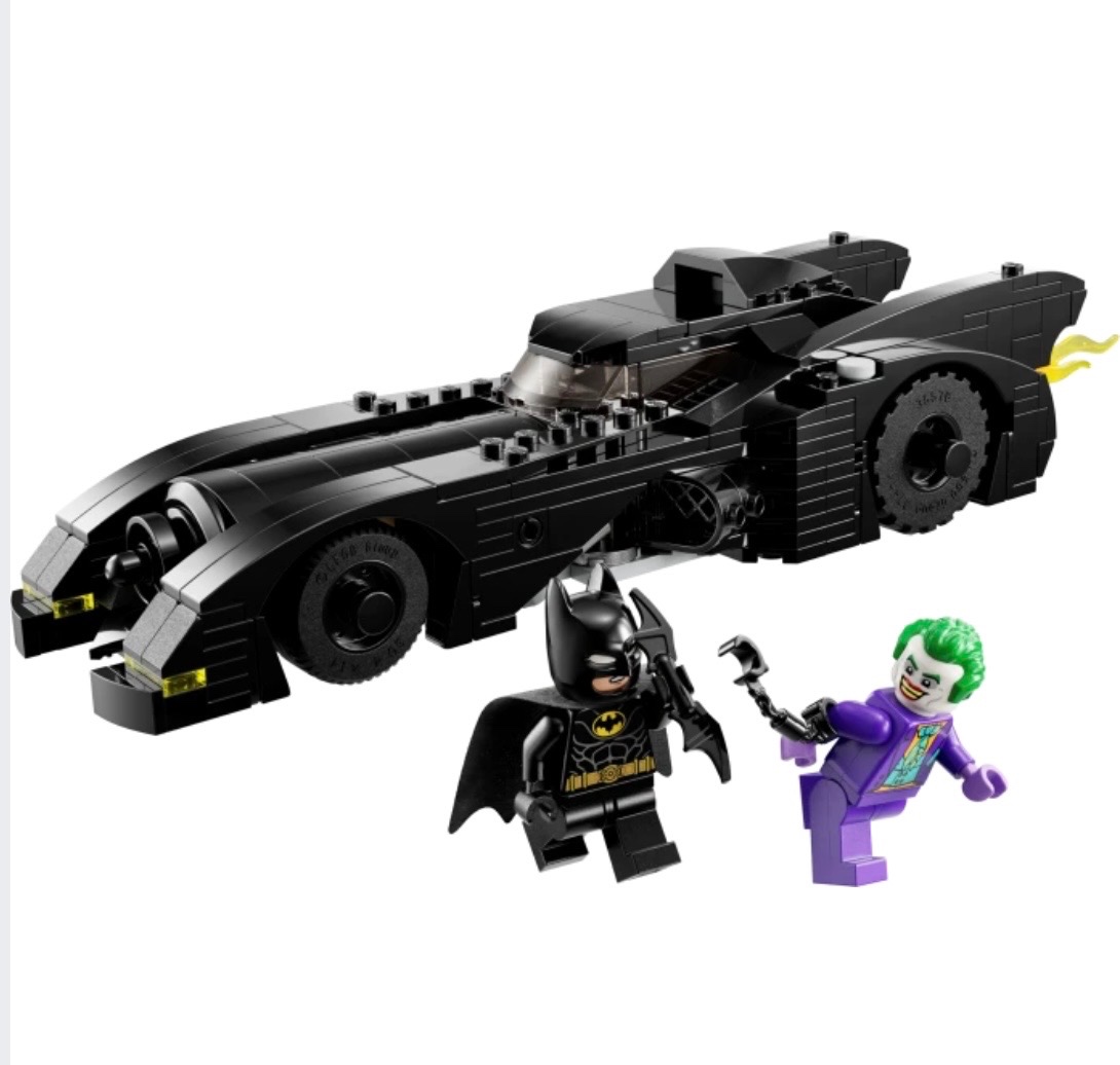 LEGO 76224 Batman™ vs. Joker™: Honička v Batmobilu - 4