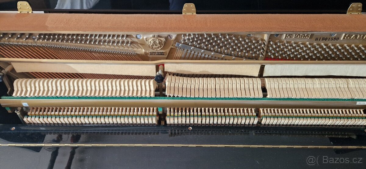 Černé piano Samick - 4