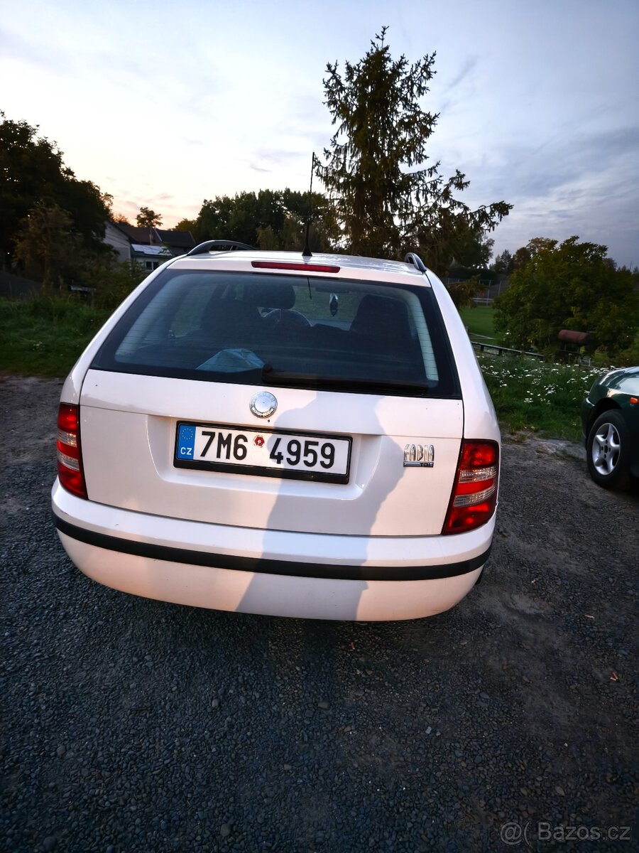 Škoda fabia - 4