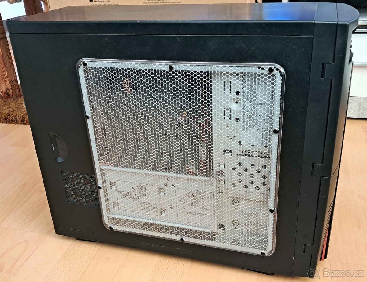 Case Thermatake xsaer III Skull - 4