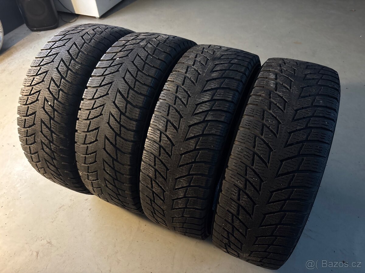 Zimní pneu Nokian 235/65R16C - 4
