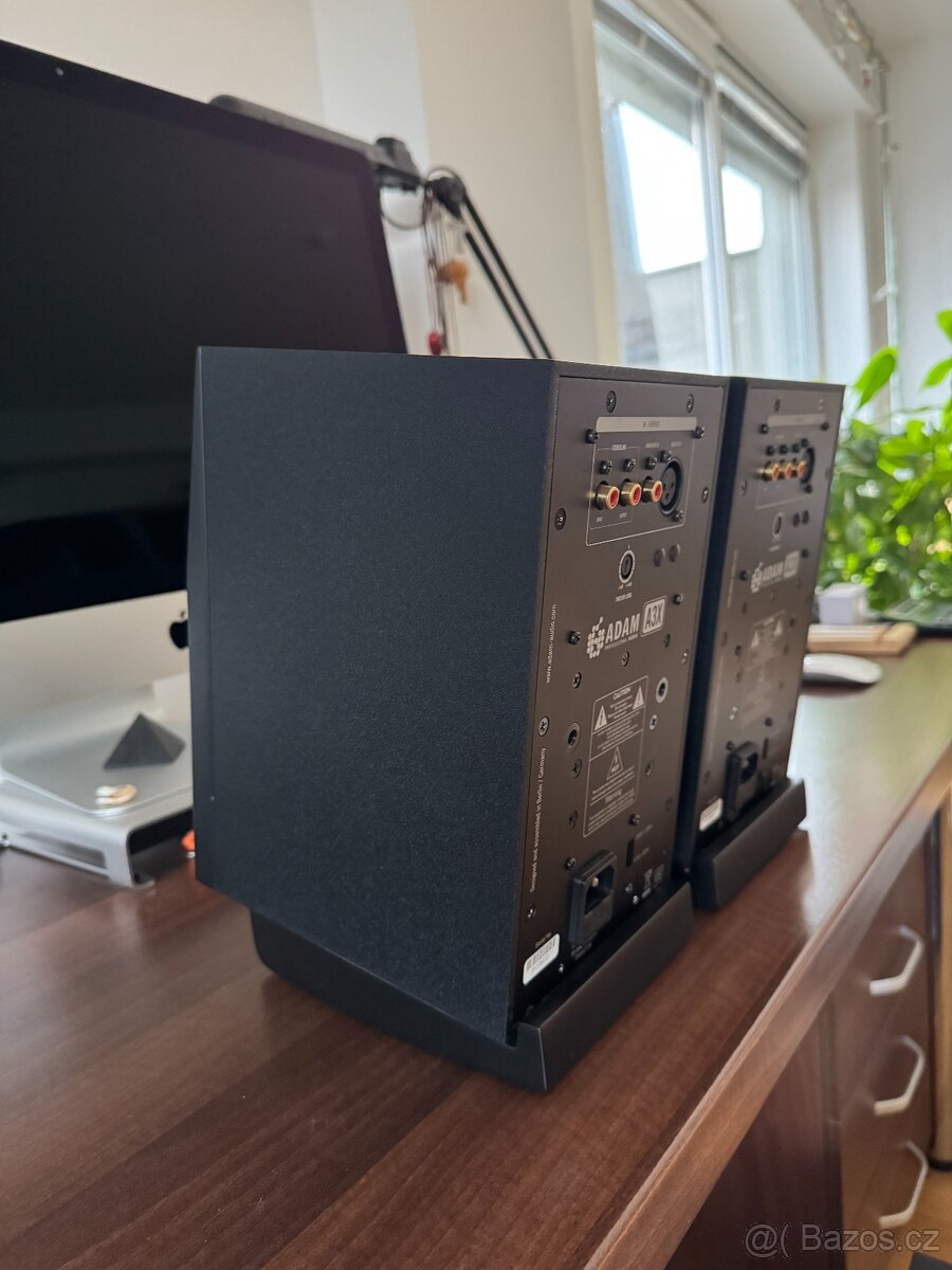 Studiové reproduktory ADAM Audio A3X + Sub7 - 4