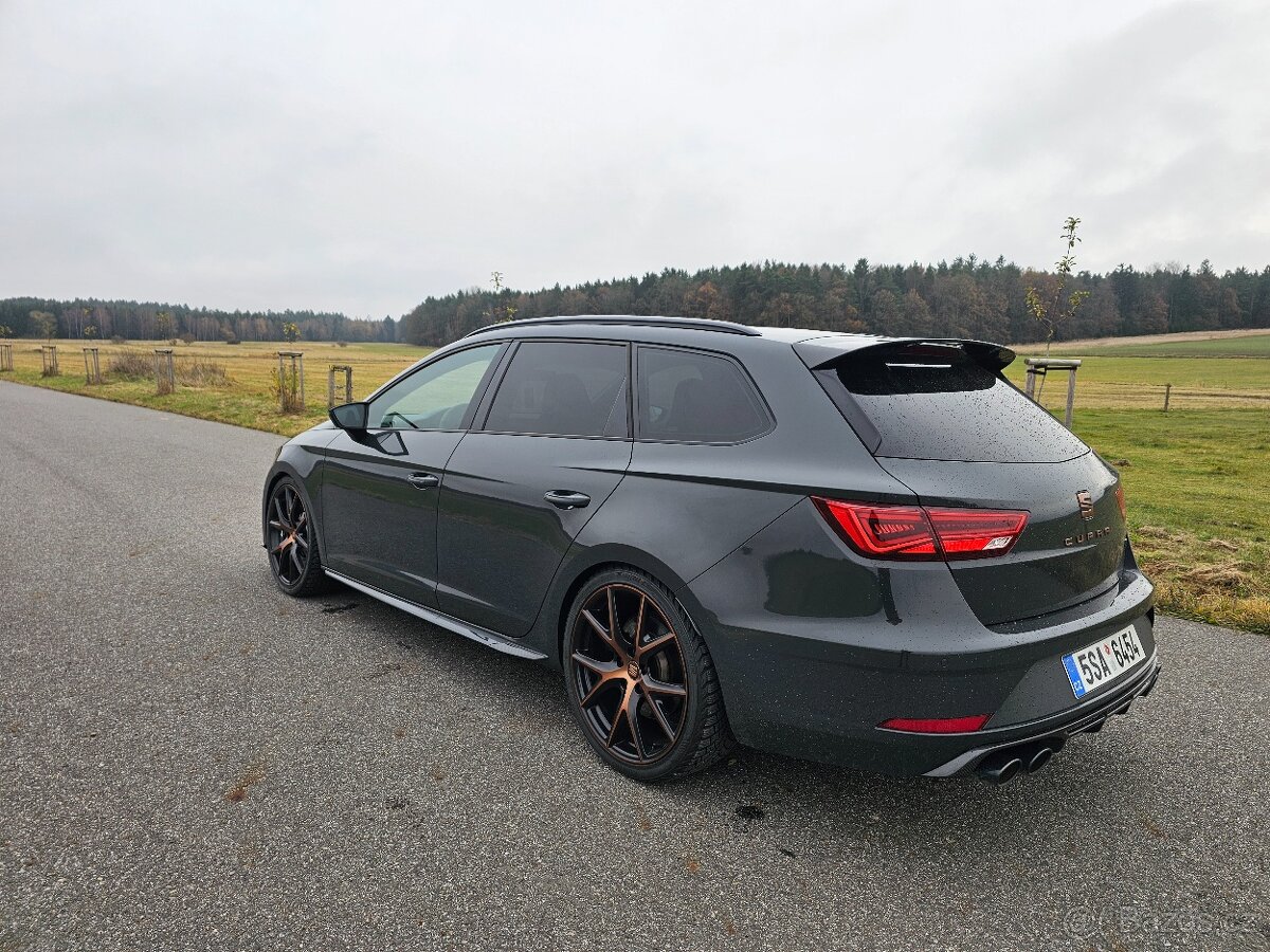 Seat Leon cupra st r 4x4 - 4