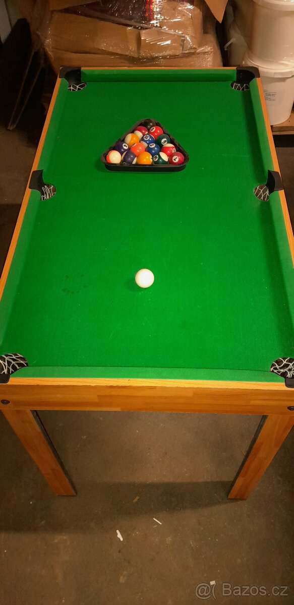 Kulečník, stolní fotbal - 4