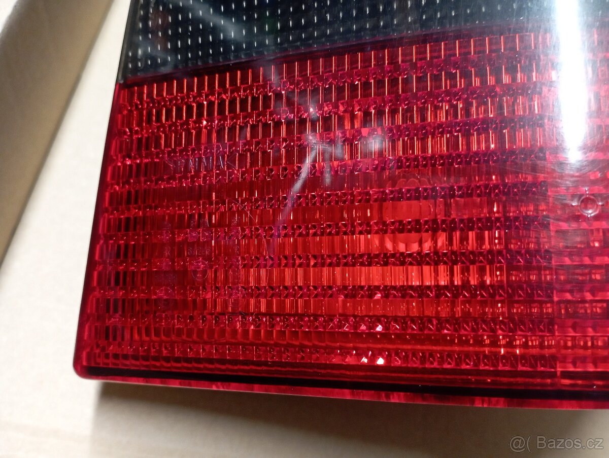 Volkswagen Golf 3 Variant zadní světlo Hella - 4