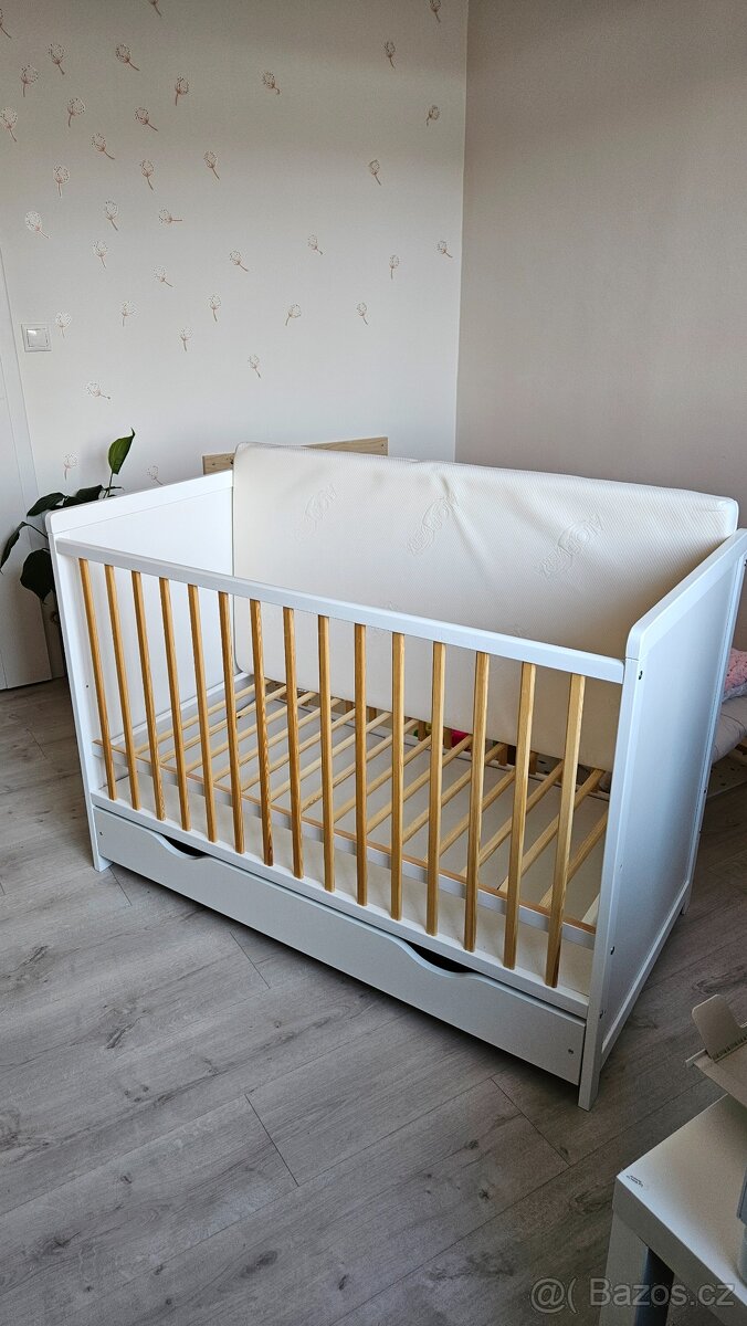 Dětská postýlka s úložným prostorem - 4