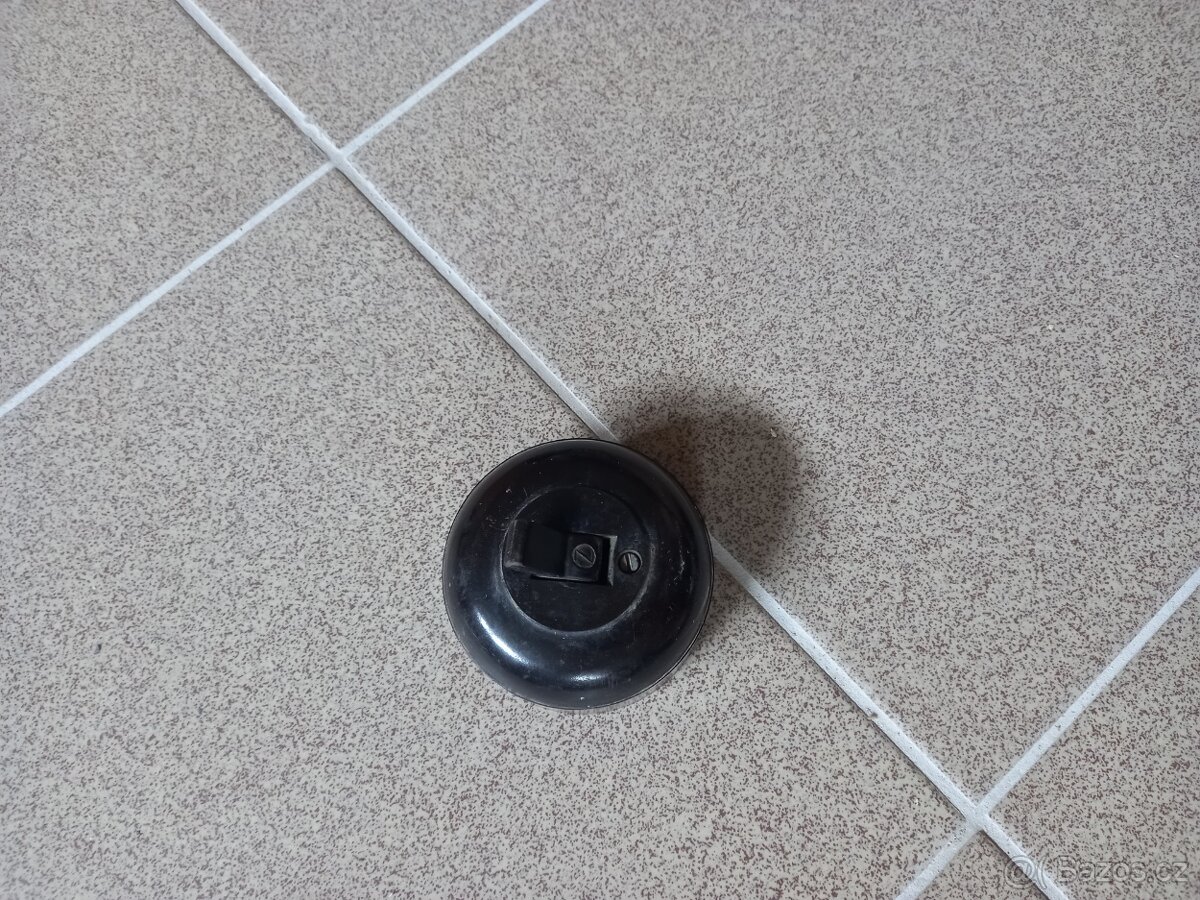 Vypínač RETRO páčkový na 380 V - 4