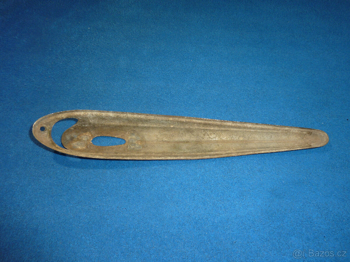 Ozdobná lišta na blatník - Škoda Tudor. - 4