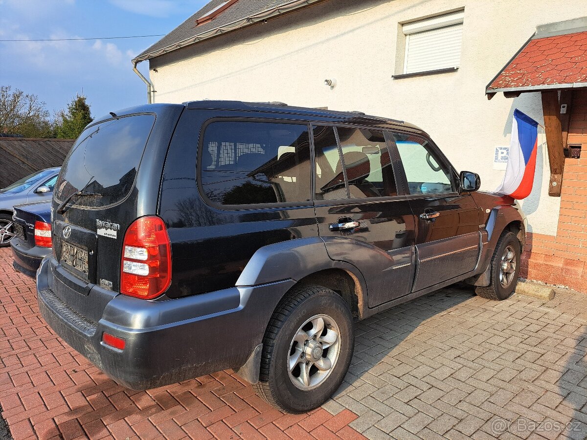 Hyundai Terracan - 4