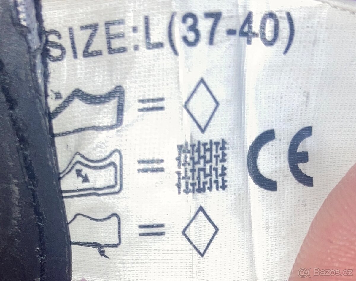 Nastavitelné lední brusle – vel. 37–40 - 4