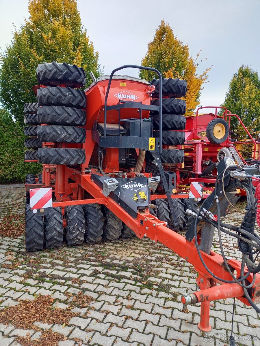 Secí stroj KUHN Espro 6000R - 4