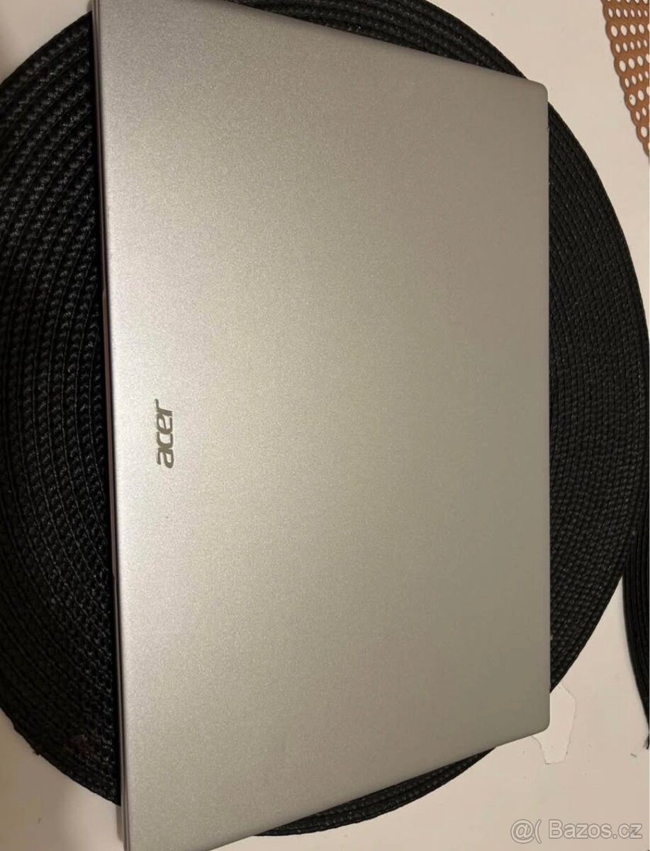 Acer swift 3 celokovový - 4