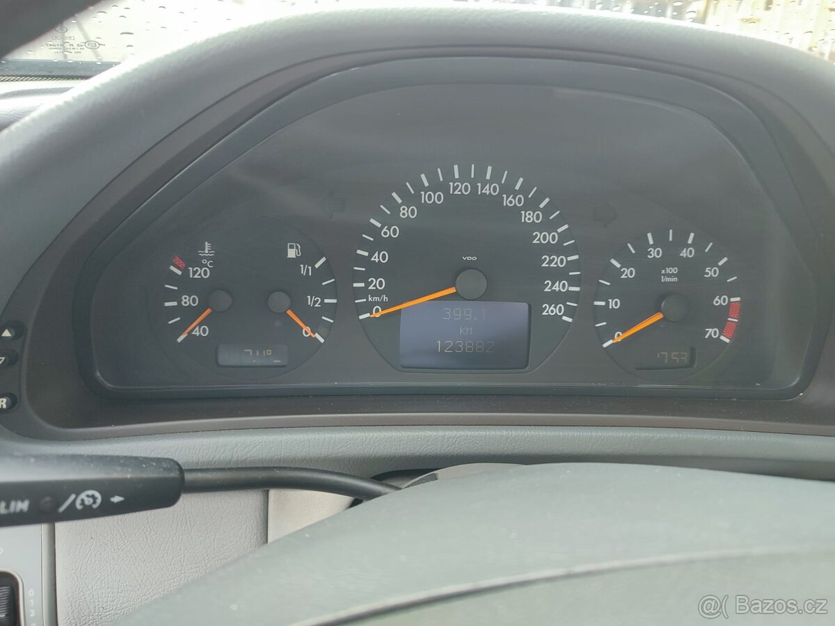 Mercedes benz clk 200 2001 - 4