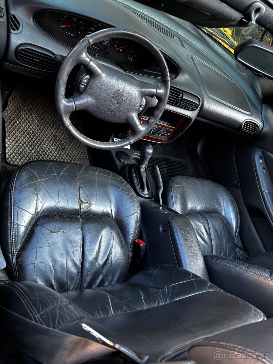 Chrysler Stratus LX - 4